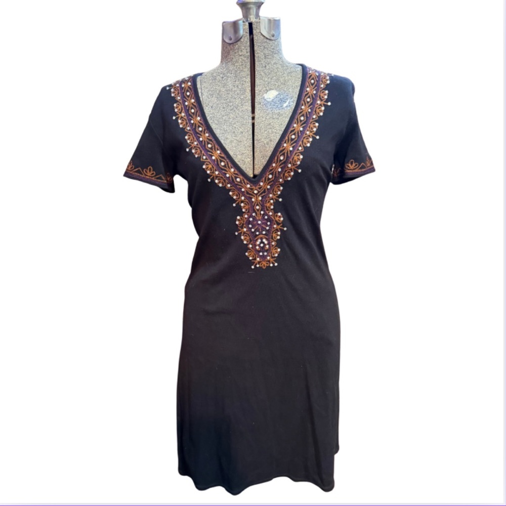 Moda International Black V-Neck embroidered dress with beads
